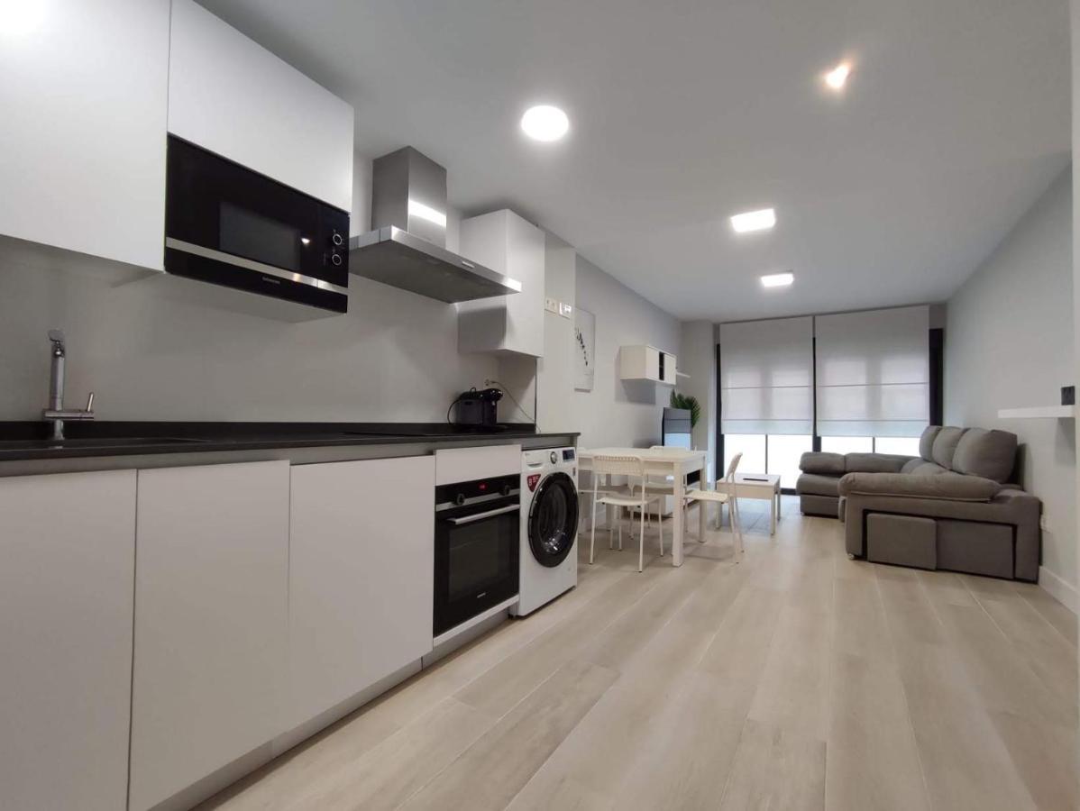 Apartamento La Estacion Con Terraza Gijon Bagian luar foto